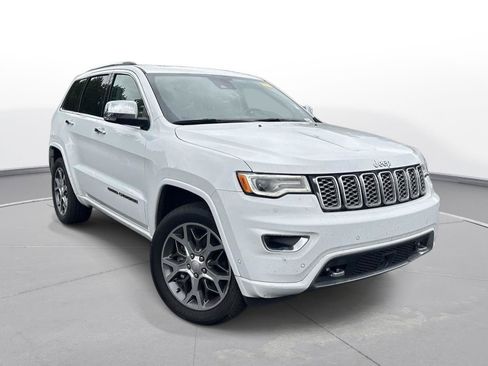 Used 2021 Jeep Grand Cherokee Overland AWD/4WD image 4