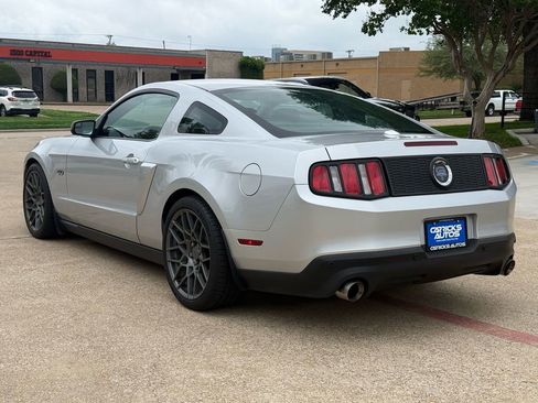 Used 2012 Ford Mustang GT Premium w/ Security Pkg image 4