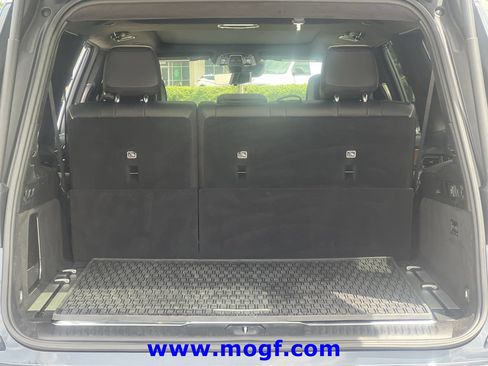 Used 2024 Jeep Grand Wagoneer L Series III AWD/4WD image 25