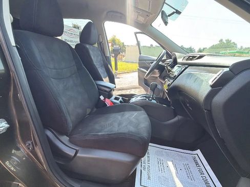 Used 2015 Nissan Rogue SV w/ SV Family Package AWD/4WD image 50