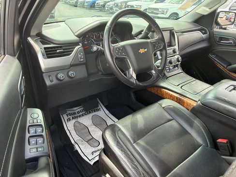 Used 2018 Chevrolet Tahoe Premier AWD/4WD image 18