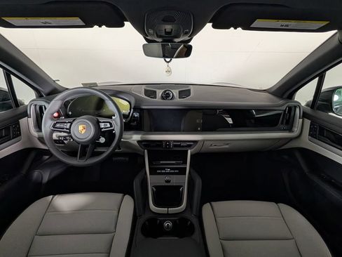 New 2026 Porsche Cayenne AWD/4WD image 20