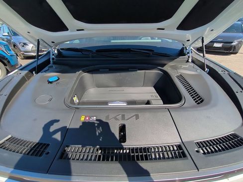 New 2026 Kia EV9 Wind image 43