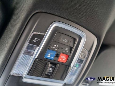 Used 2021 RAM 1500 Laramie w/ Sport Appearance Package AWD/4WD image 32