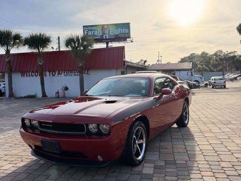 Used 2012 Dodge Challenger SXT Plus RWD image 14