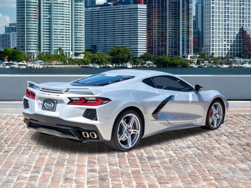 Used 2023 Chevrolet Corvette Stingray Coupe w/ Z51 Performance Package RWD image 5