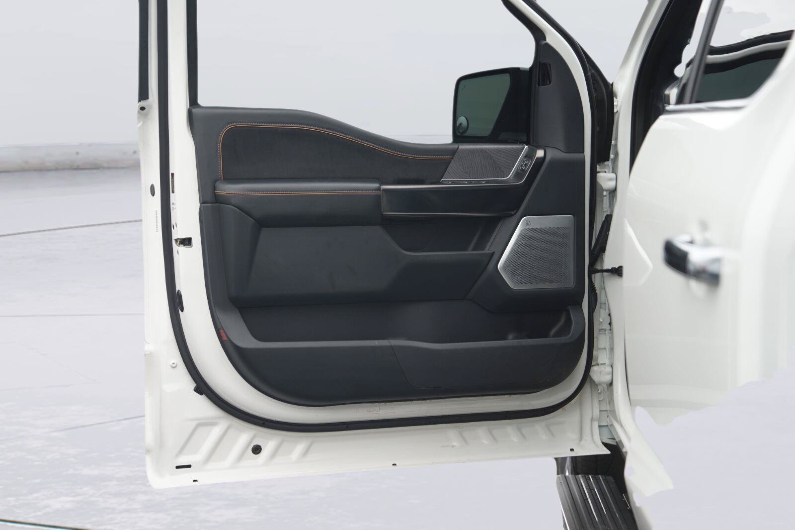 Used 2021 Ford F150 Platinum w/ Equipment Group 701A High AWD/4WD image 30