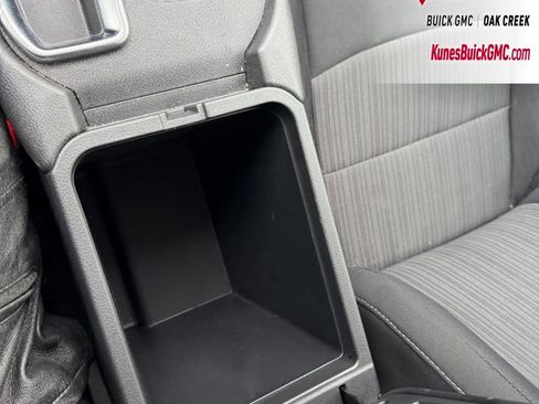 Used 2024 Nissan Sentra SV FWD image 17