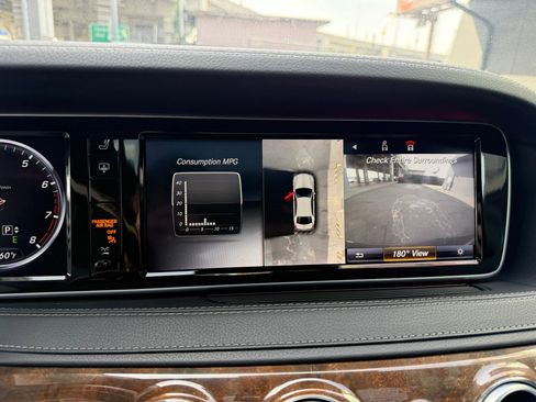 Used 2015 Mercedes-Benz S 550 4MATIC Sedan image 30