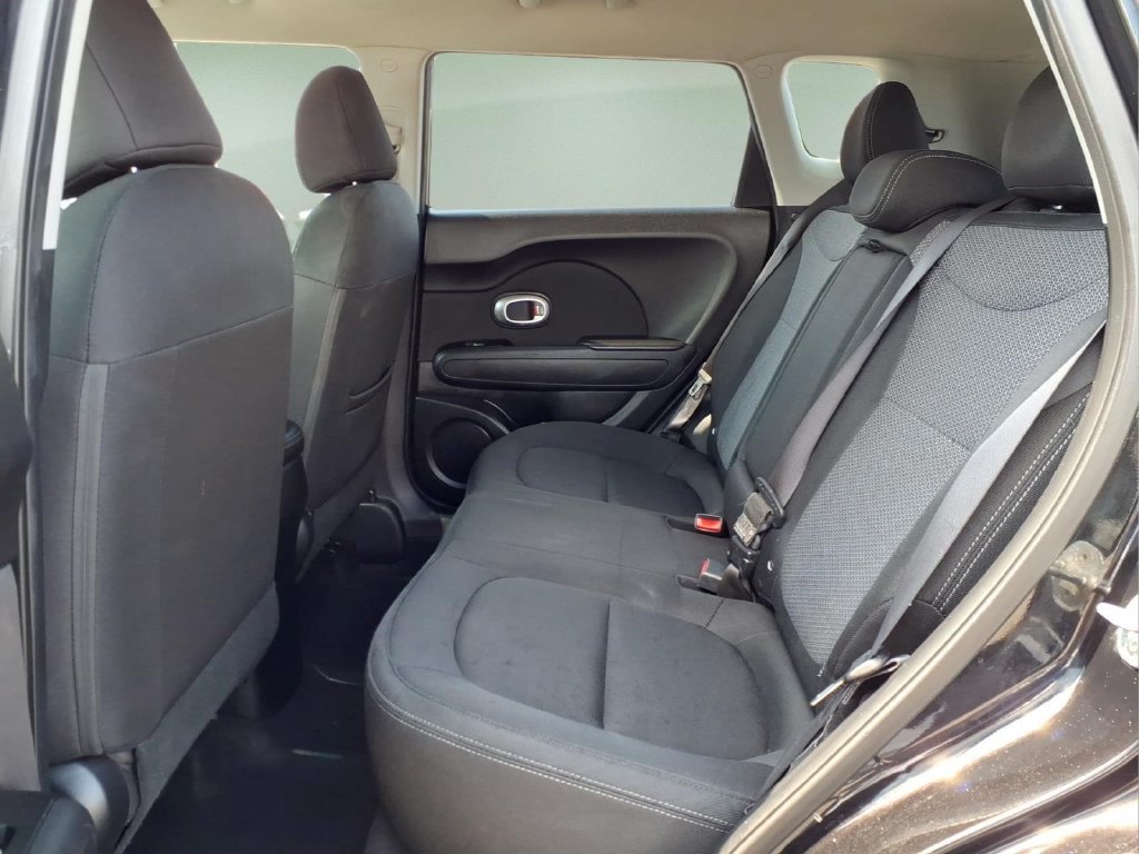 Used 2018 Kia Soul + FWD image 15