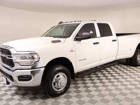 Used 2019 RAM 3500 Tradesman w/ Towing Technology Group AWD/4WD image 9