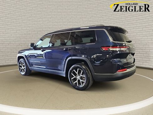 Used 2023 Jeep Grand Cherokee L Limited w/ Trailer Tow Group (B) AWD/4WD image 7