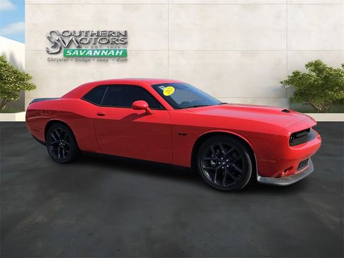 Used 2023 Dodge Challenger R/T w/ Blacktop Package RWD image 7