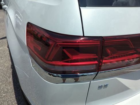 New 2026 Volkswagen Atlas SE FWD image 18