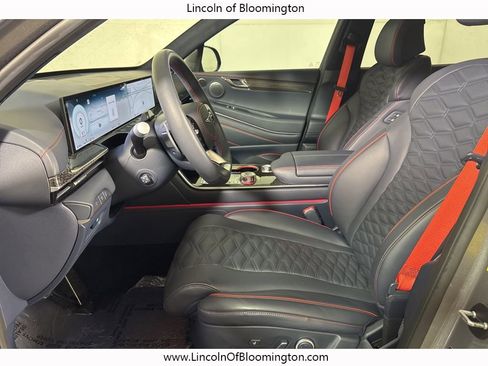 Used 2025 Genesis GV80 3.5T e-SC image 27