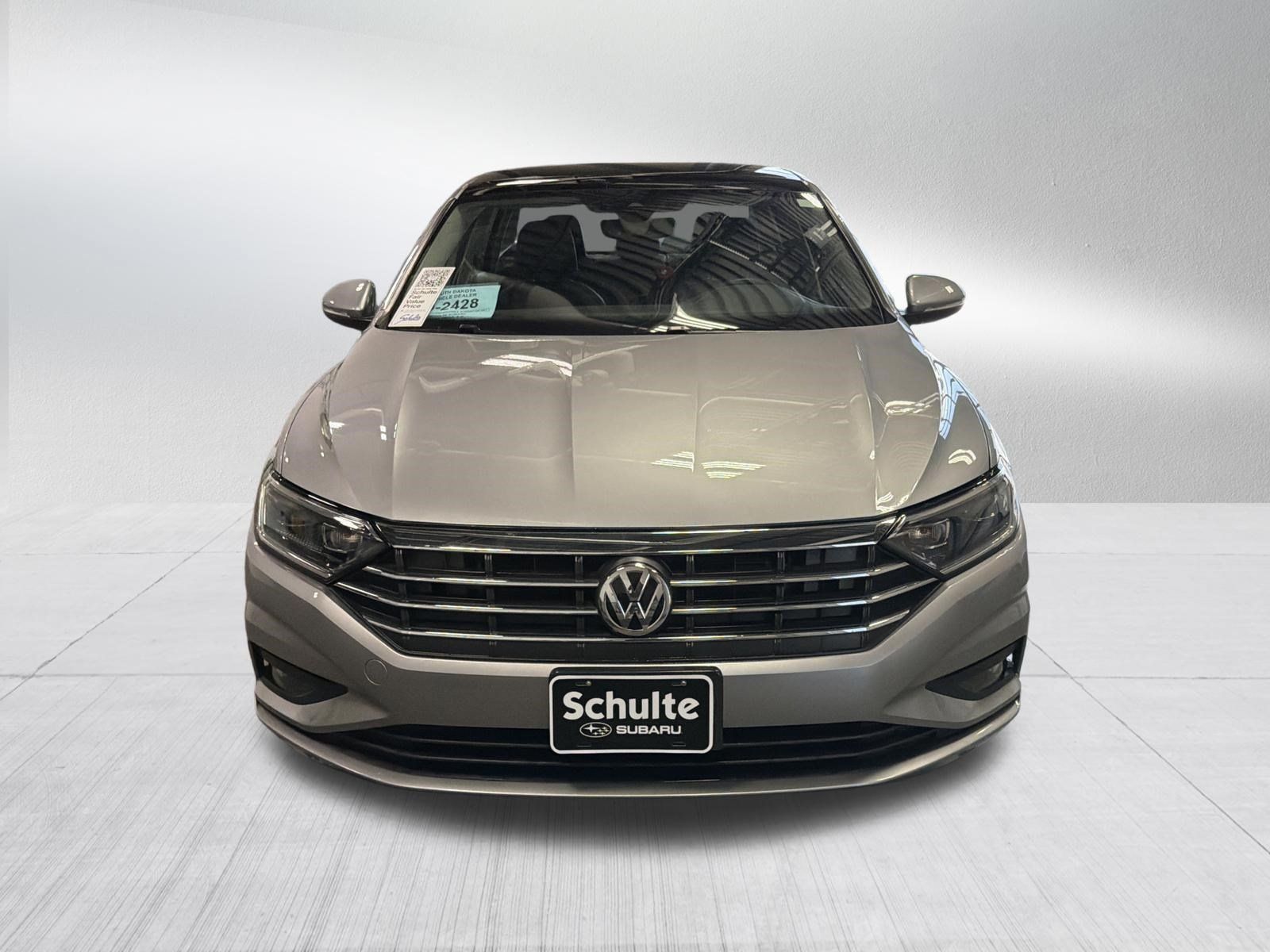 Used 2020 Volkswagen Jetta SEL Premium FWD image 2