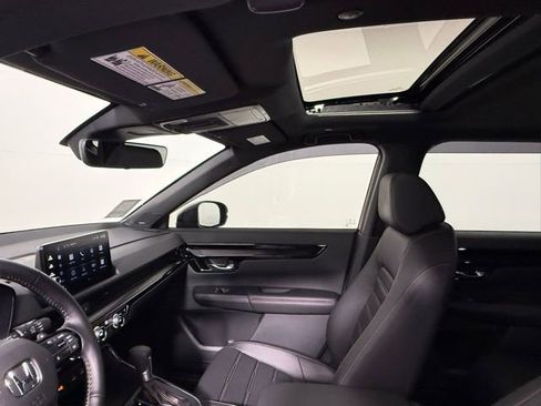 Used 2026 Honda CR-V Sport Touring image 32