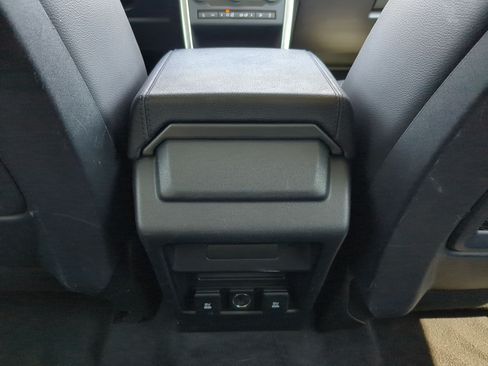 Used 2019 Land Rover Discovery Sport SE AWD/4WD image 25