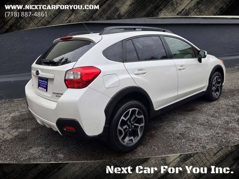 Used 2017 Subaru Crosstrek 2.0i Premium AWD/4WD image 6