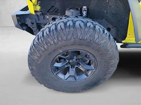 Used 2023 Jeep Wrangler Rubicon w/ Cold Weather Group image 9