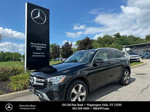 Used 2022 Mercedes-Benz GLC 300 4MATIC image 1