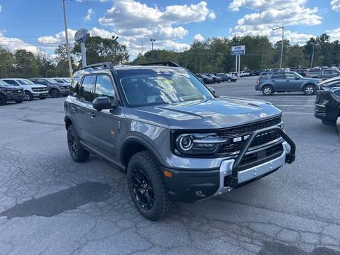 New 2025 Ford Bronco Sport Badlands w/ Sasquatch Badlands Package image 3