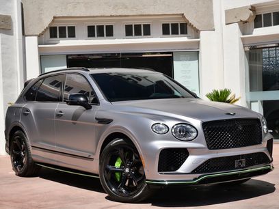 Used 2025 Bentley Bentayga