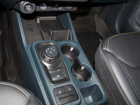 Used 2025 Ford Maverick Lobo image 17