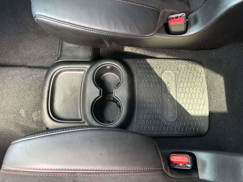 Used 2025 Dodge Durango GT image 11