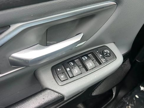 Used 2019 RAM 1500 Big Horn AWD/4WD image 34