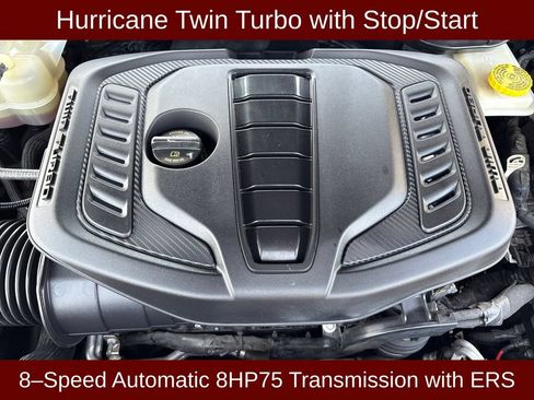 Used 2023 Jeep Wagoneer Series III w/ Premium Group I AWD/4WD image 3