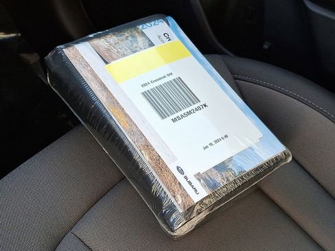 Used 2024 Subaru Crosstrek 2.0i image 27