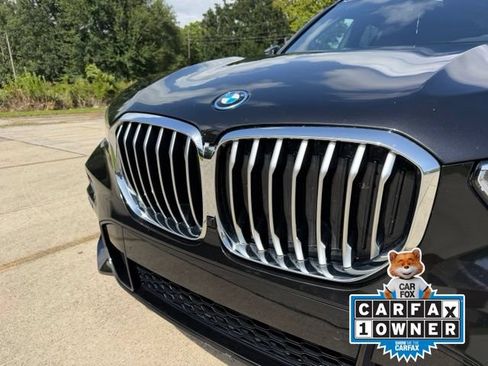 Used 2022 BMW X5 xDrive45e w/ M Sport Package AWD/4WD image 2