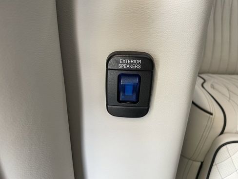 Used 2024 Mercedes-Benz Sprinter 3500 image 58