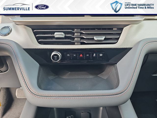 New 2026 Ford Explorer Active w/ Active Comfort Package RWD image 30