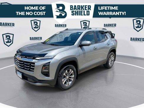 Used 2025 Chevrolet Equinox LT w/ Convenience Package II AWD/4WD image 5