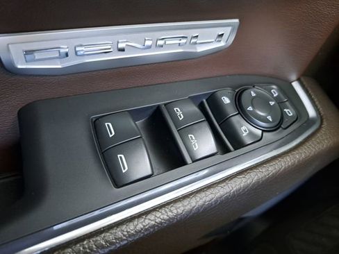 Used 2023 GMC Sierra 1500 Denali AWD/4WD image 21