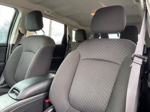 Used 2018 Dodge Journey SE w/ Connectivity Group image 19