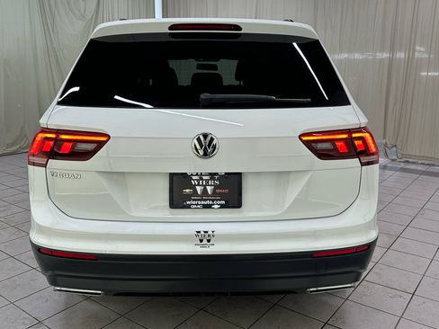 Used 2019 Volkswagen Tiguan S w/ Driver Assistance Package FWD image 9