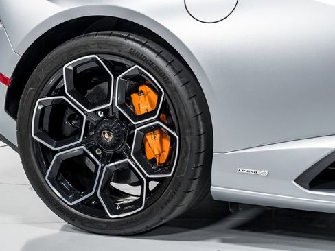 Used 2023 Lamborghini Huracan Tecnica RWD image 48
