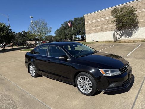 Used 2016 Volkswagen Jetta SEL Premium image 1
