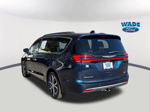 Used 2022 Chrysler Pacifica Pinnacle image 7