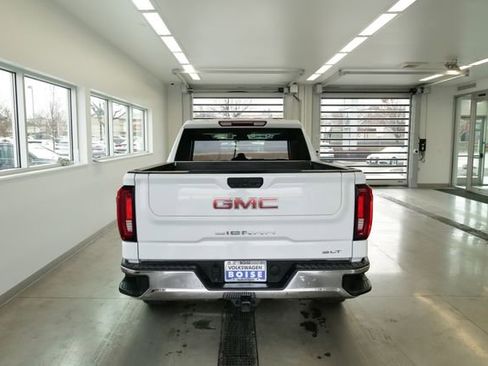 Used 2024 GMC Sierra 1500 SLT image 5