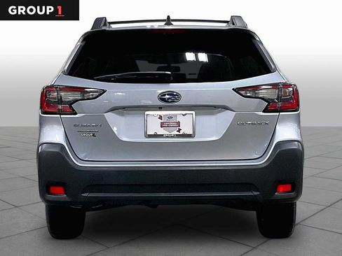 Certified 2023 Subaru Outback Premium AWD/4WD image 5