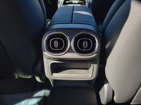 New 2026 Mercedes-Benz GLC 43 AMG 4MATIC image 8