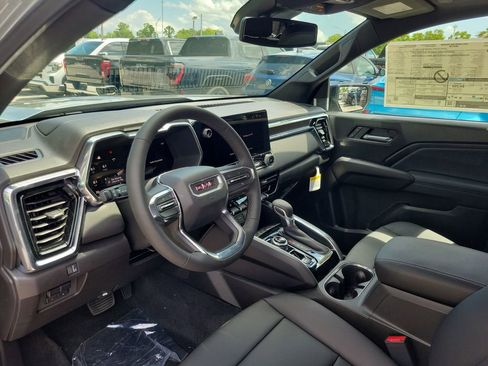 New 2025 GMC Canyon Elevation w/ Convenience Package image 9