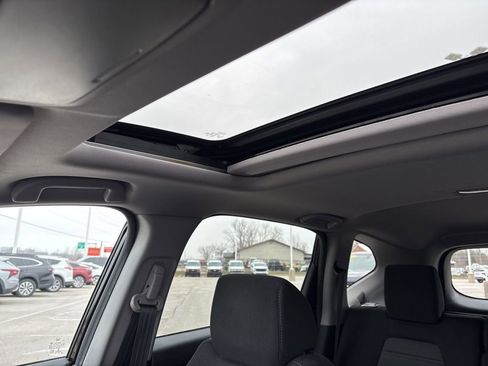 Used 2017 Honda CR-V EX image 48