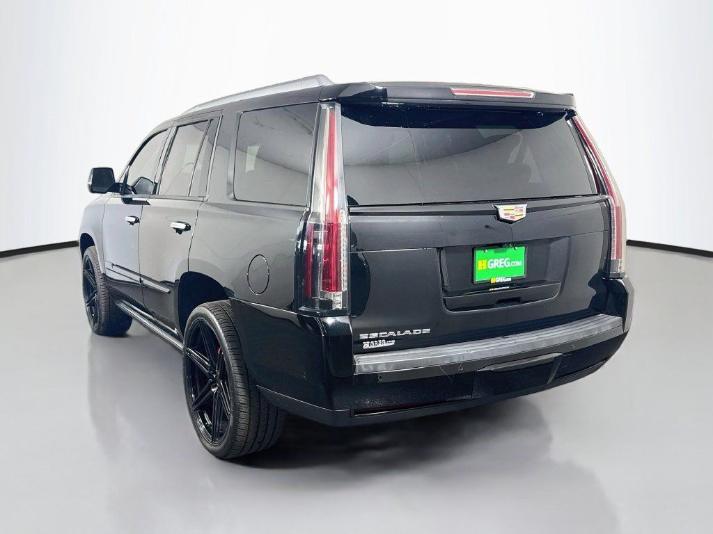 Used 2019 Cadillac Escalade Premium Luxury w/ Escalade Sport Edition RWD image 7