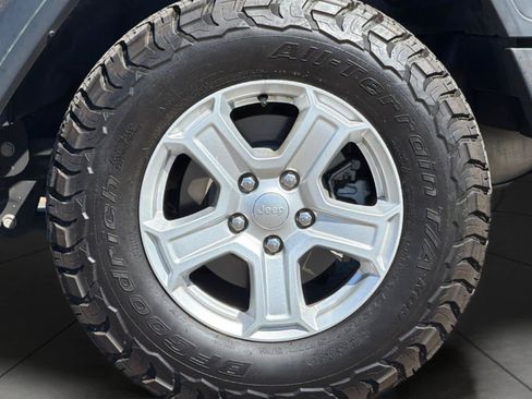 Used 2020 Jeep Wrangler Unlimited Sport S AWD/4WD image 11