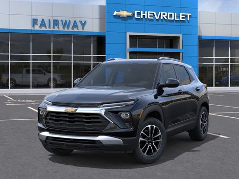 New 2026 Chevrolet TrailBlazer LT w/ Convenience Package AWD/4WD image 6